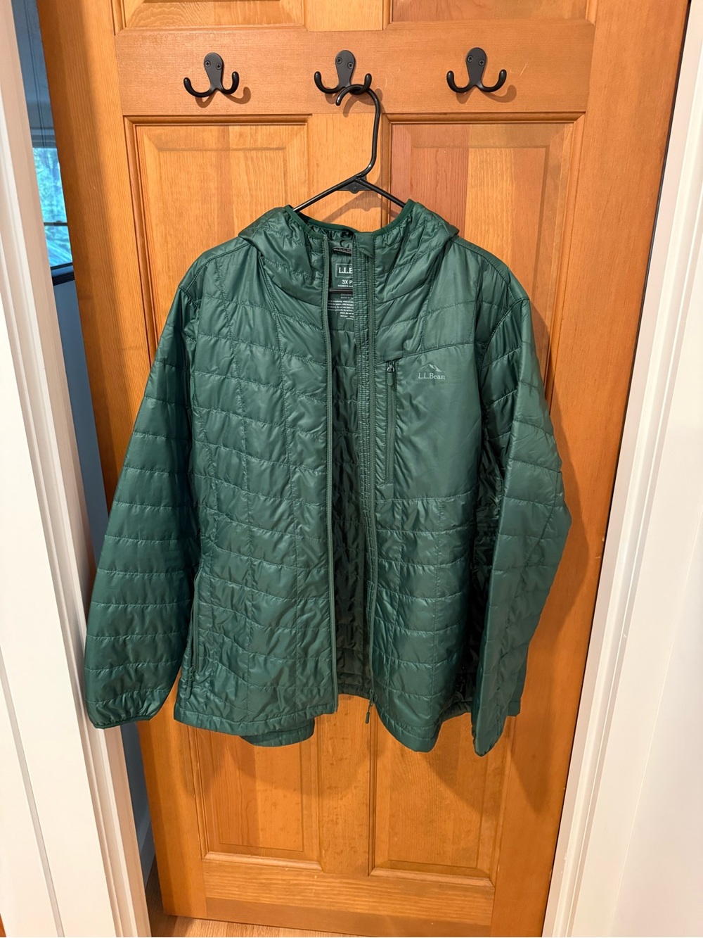 L.L. Bean Women's 3X Primaloft Packaway Hooded Jacket